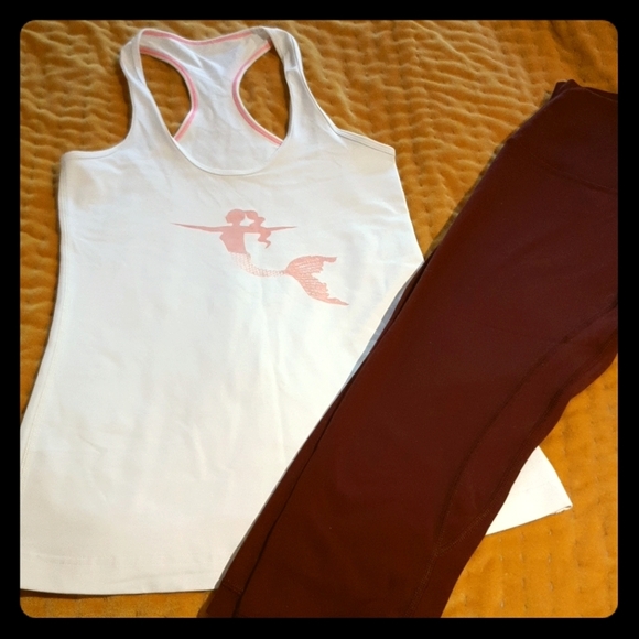 Lululemon Seaweeze Tank - Picture 1 of 5